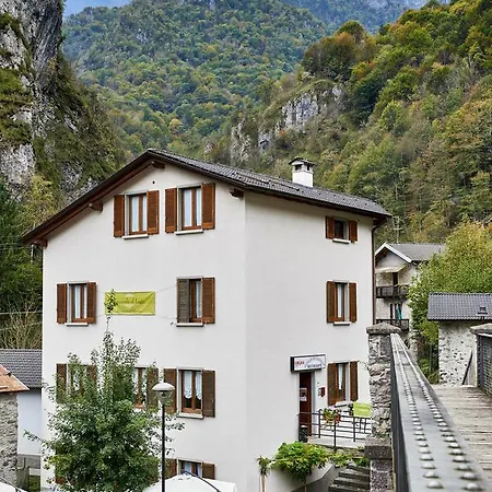 Al Lago Inn